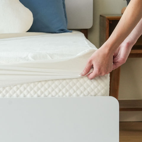 1300405000-000 : Accessories 5" Waterproof Mattress Cover, Full